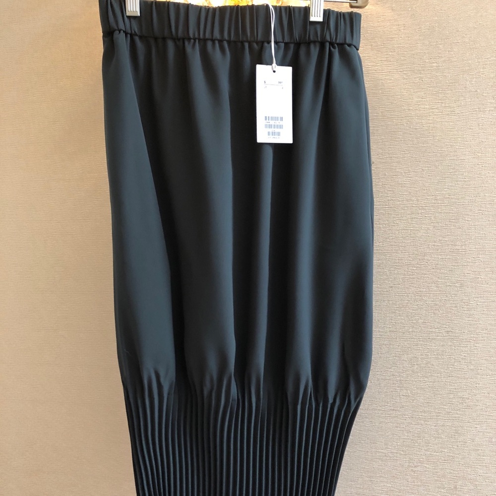NWT Cos elegant midi skirt